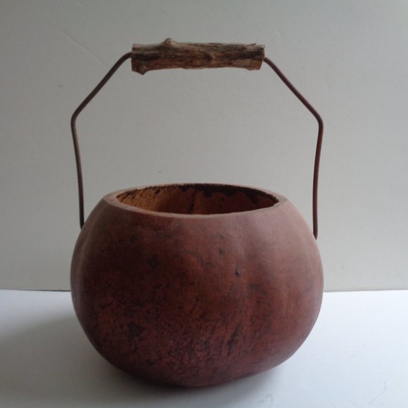 Vintage Brown Round GOURD Basket with Handle - Picture 3 of 4
